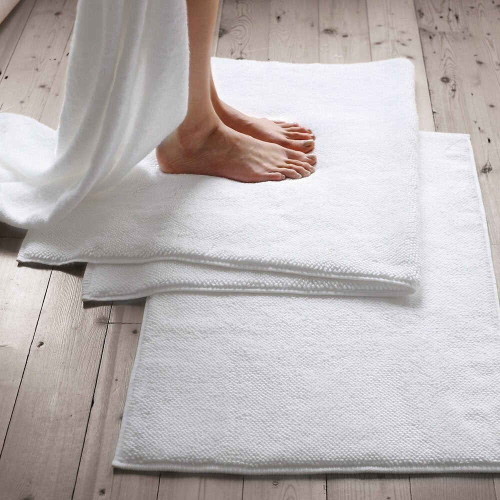 Philarmonic Bathmat towel by Kimisoo